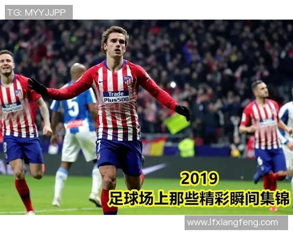 老外翻唱足球明星歌曲展现热情与幽默的精彩瞬间